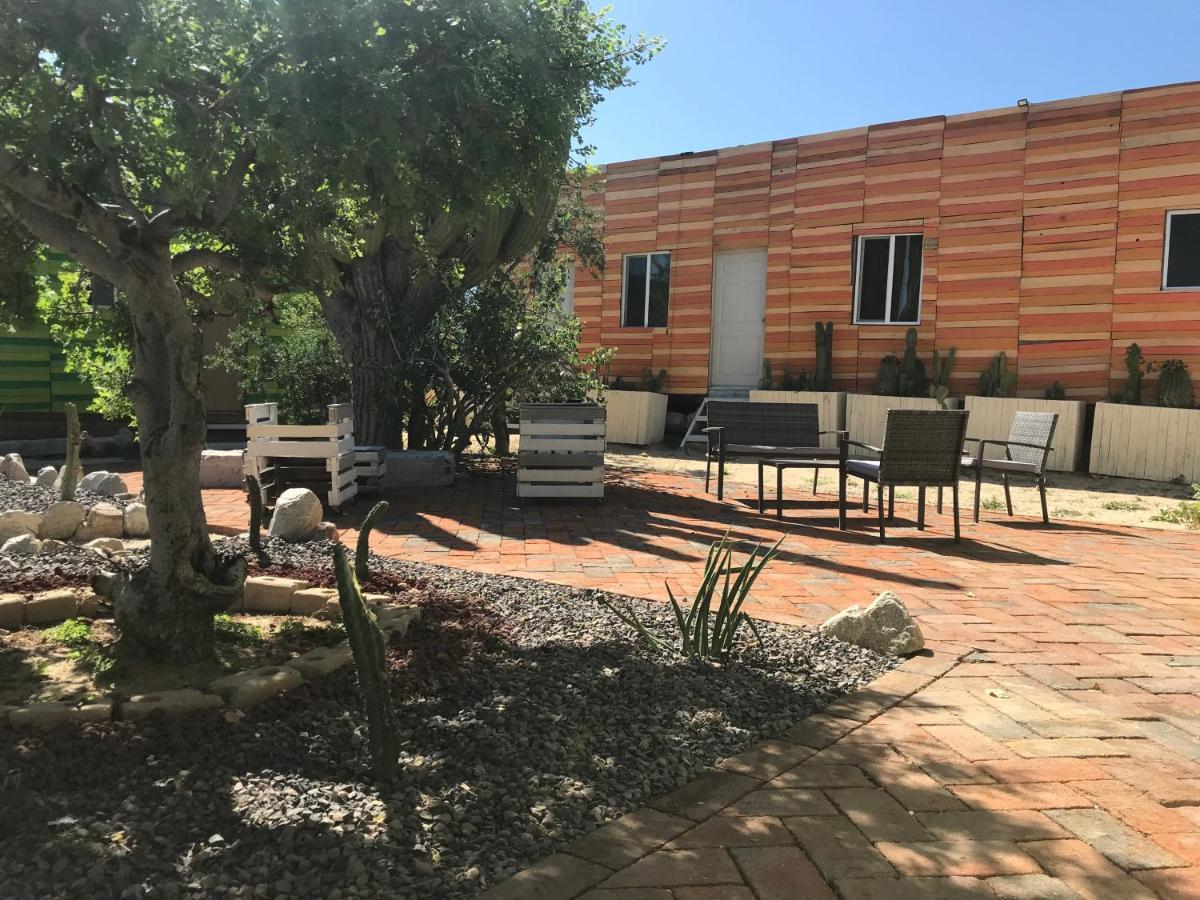 Susu'Z Village Hostel And Rooms La Ventana Luaran gambar